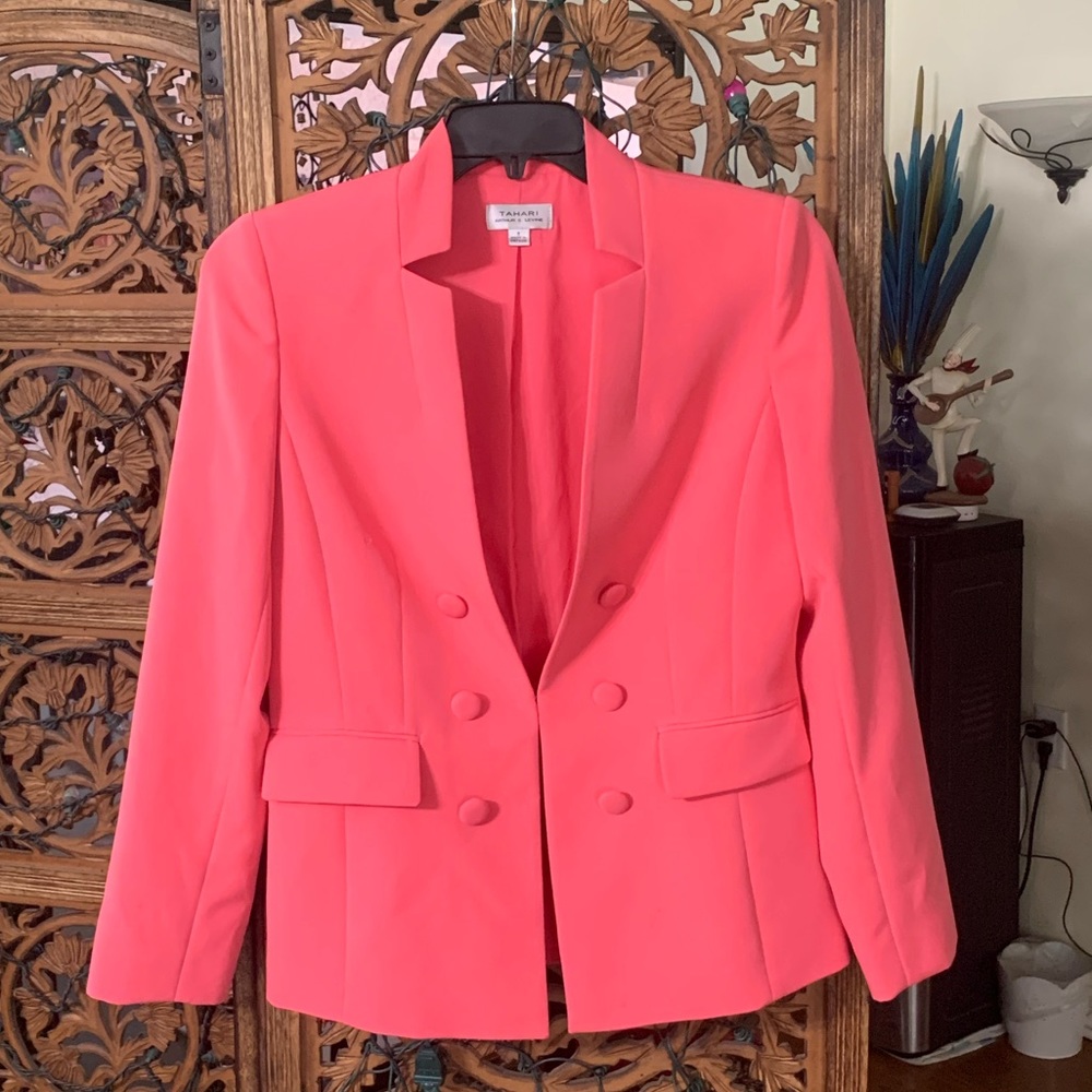 Tahari (Arthur Levine) Suit Blazer/Jacket in Hot Salmon